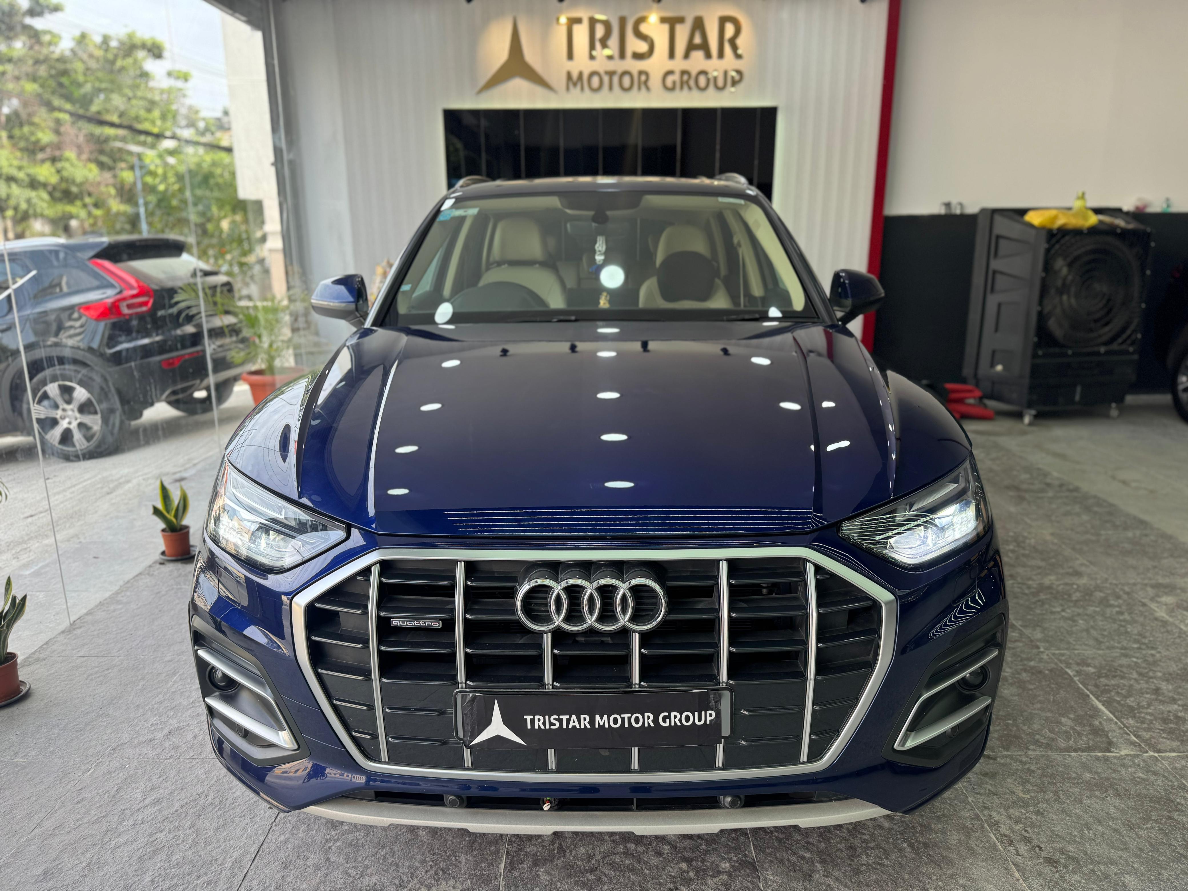 Audi Q5 Blue